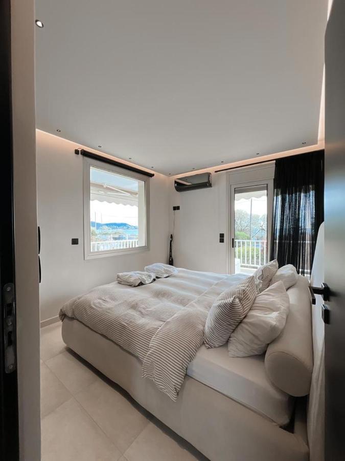 Luxury 2 By The Sea