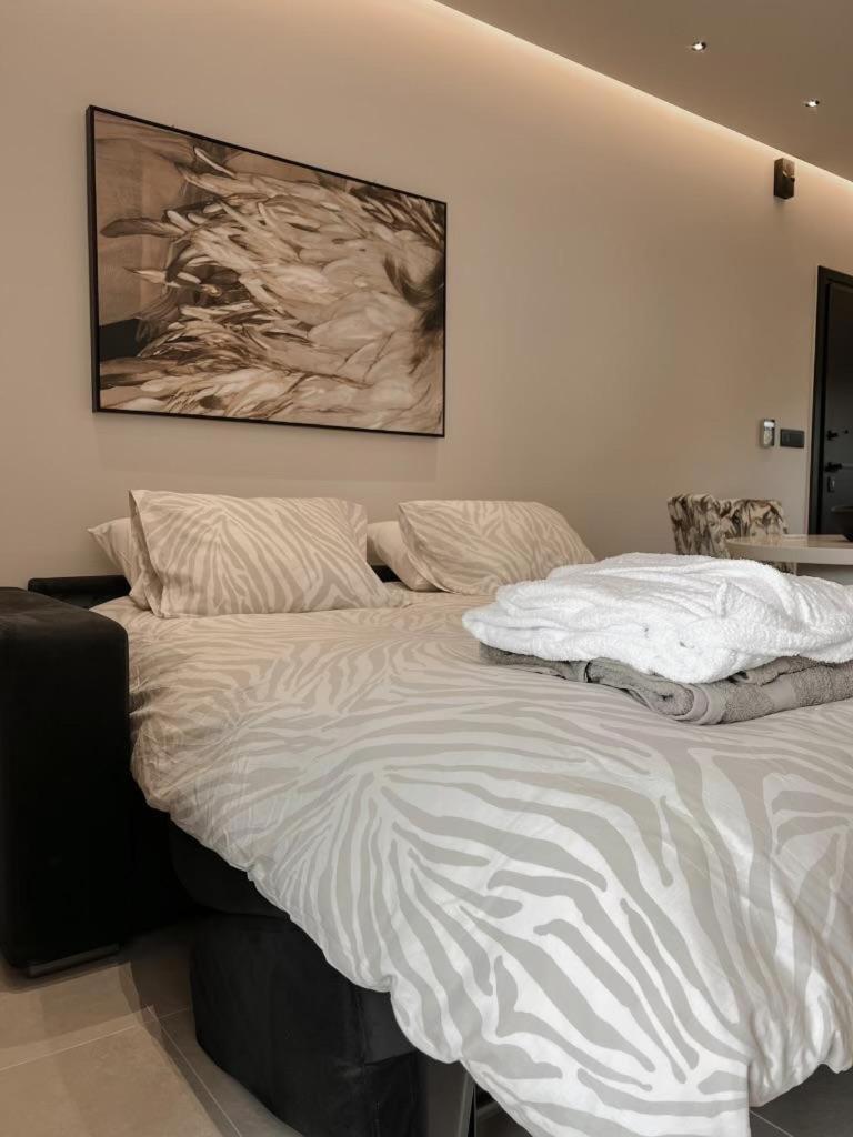 Apartment Luxury 2 By The Sea